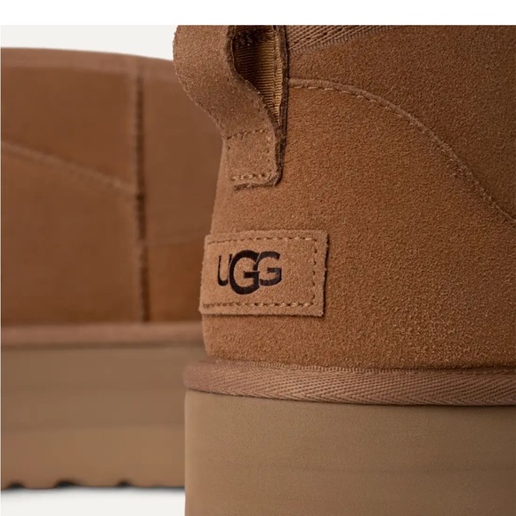 NEW UGG Women’s Classic Ultra Mini Platform Boots in Chestnut Brown size 7 - Picture 3 of 16